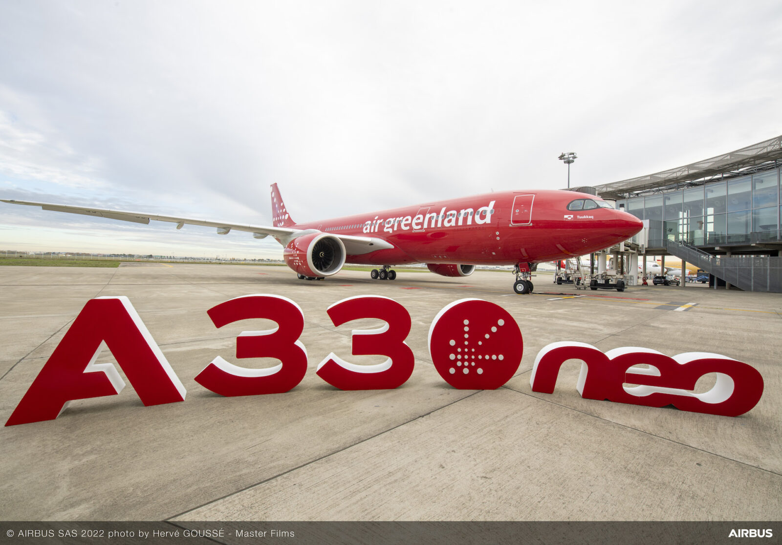 Greenland Gets A New Runway As Nuuk Airport Unveils M Landing