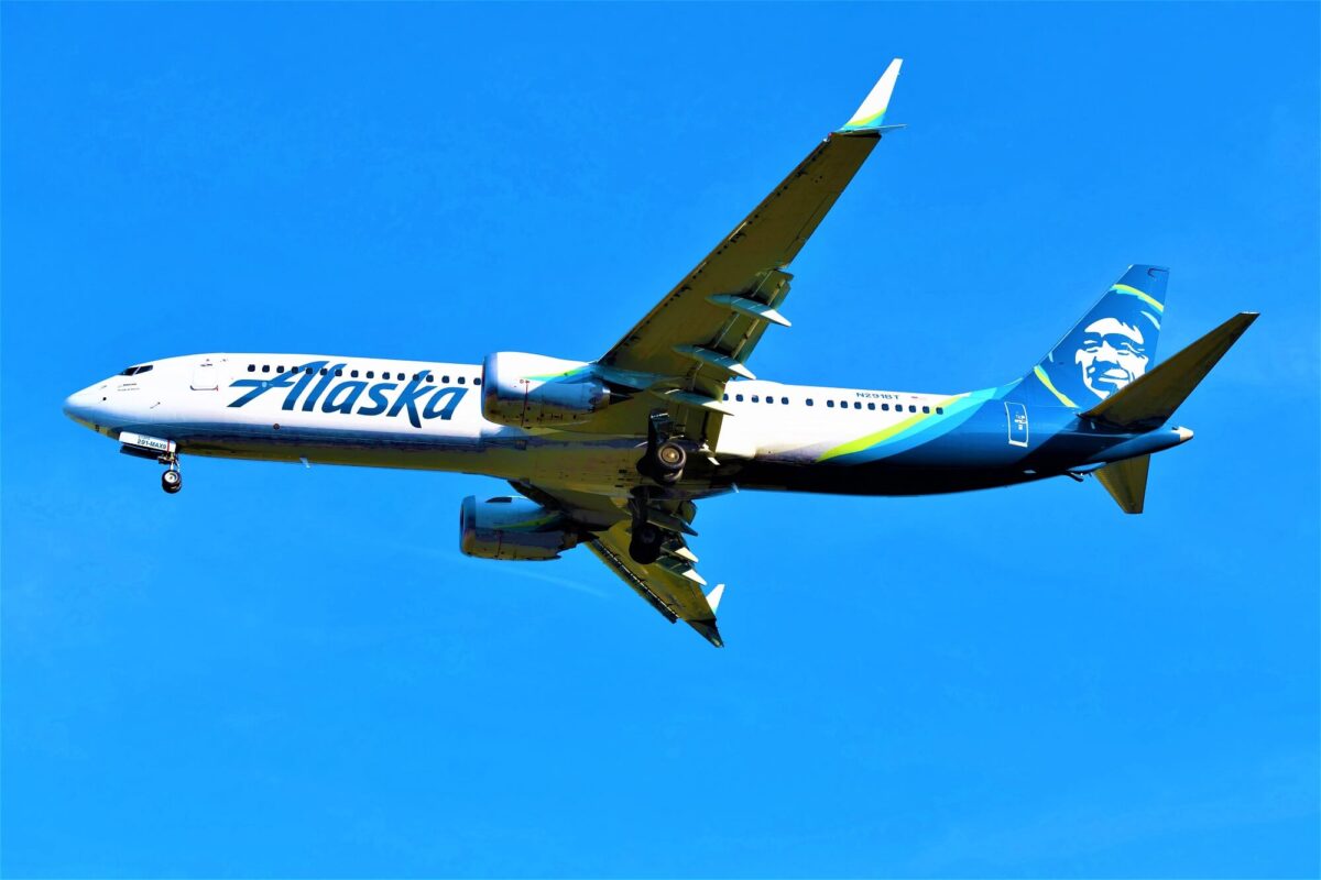 Alaska Airlines Places Largest Boeing Order In Its History With New 737