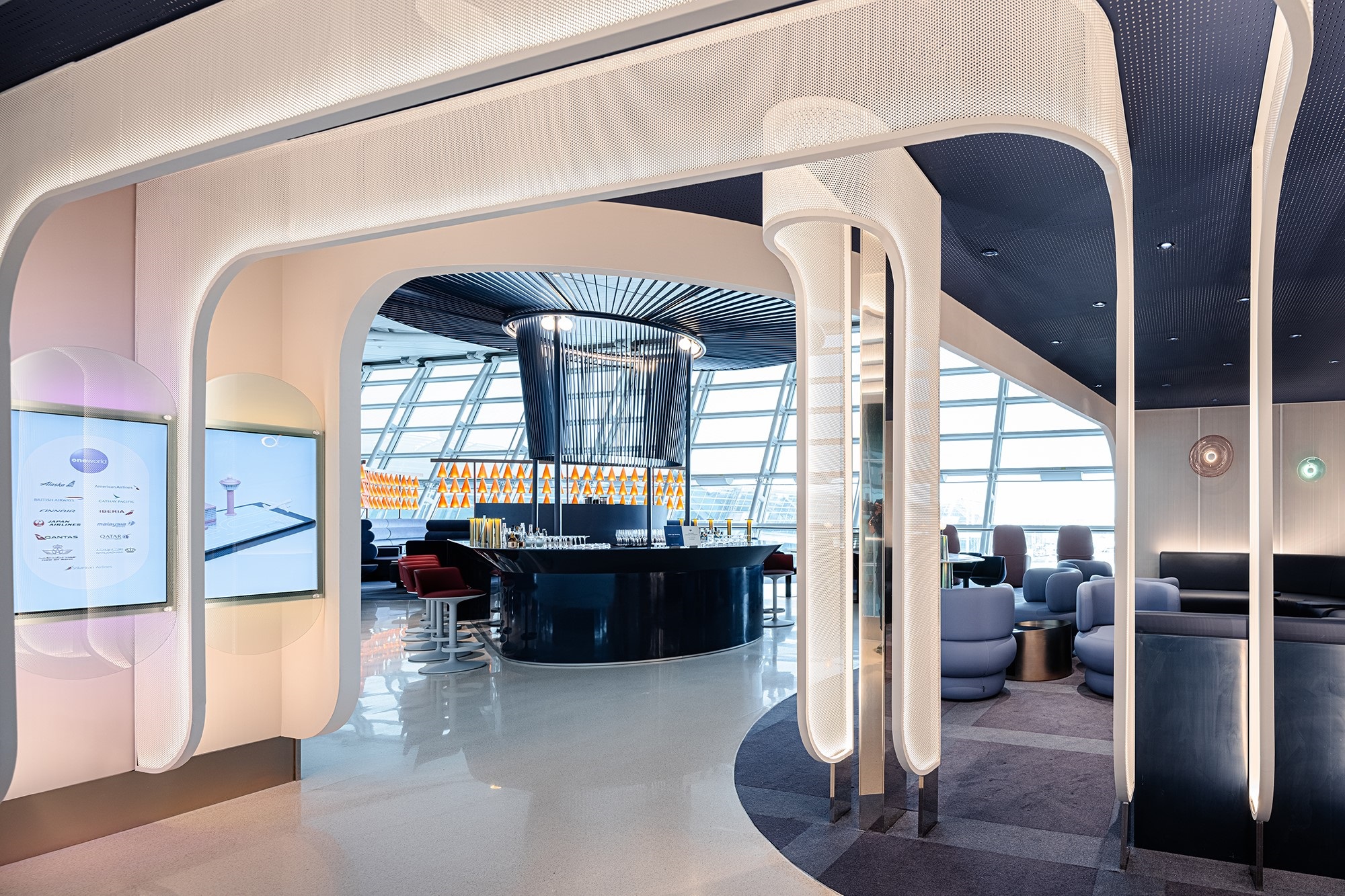 In Pictures Oneworld Unveils Its First Ever Branded Lounge