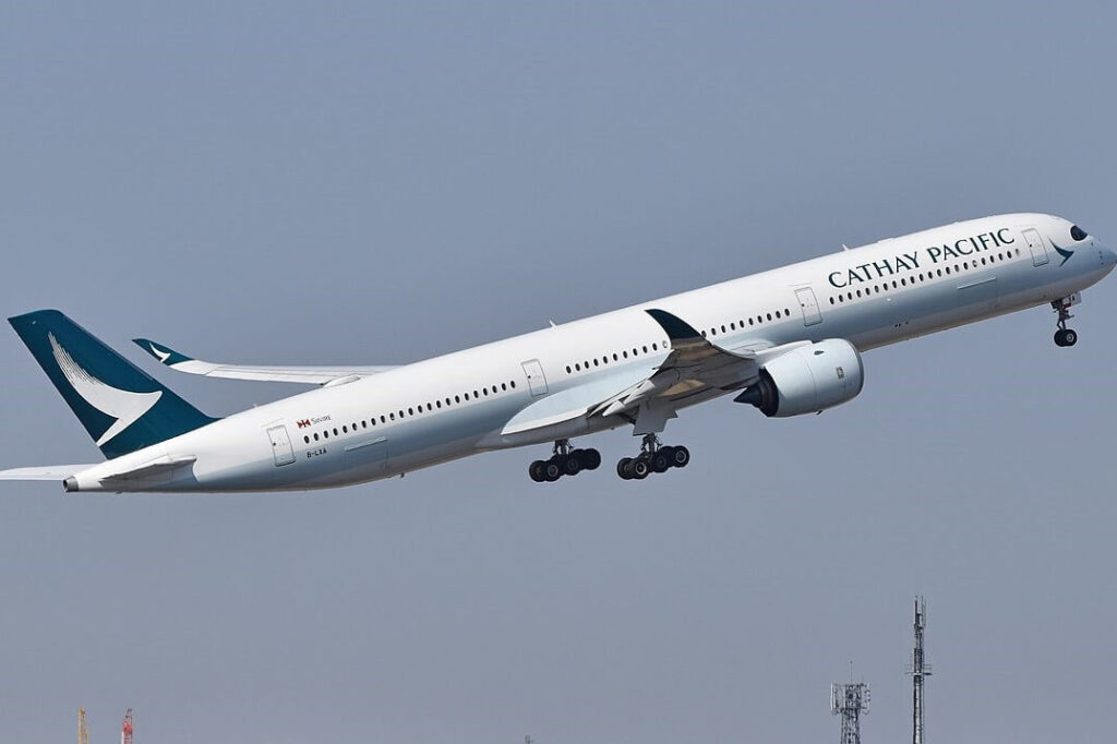 1200px-airbus_a350-1041_b-lxa_cathay_pacific1.jpg