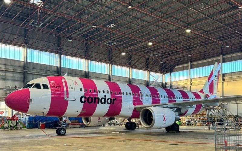 Condor Airbus A320 pink