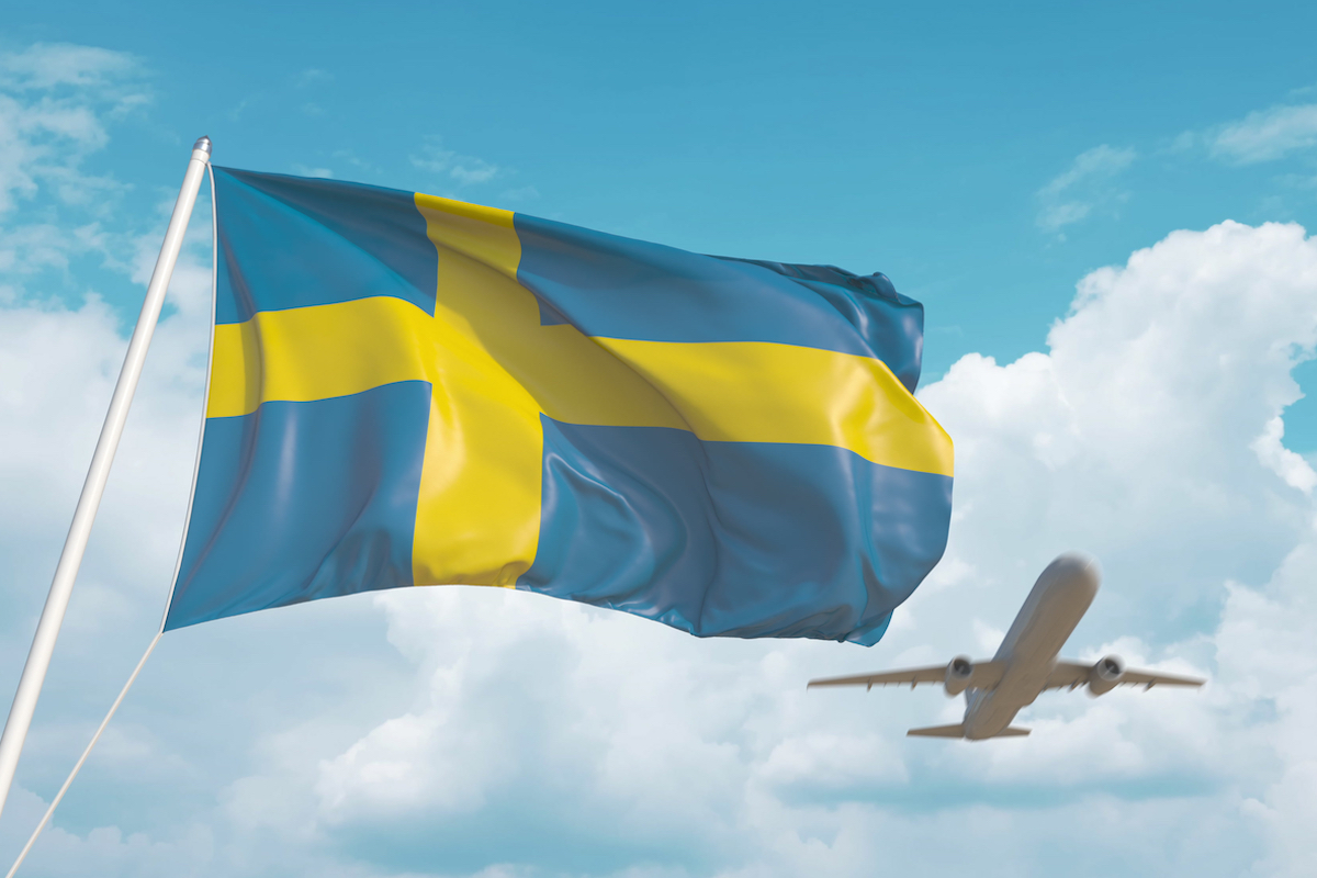 Airliner,Approaches,The,Swedish,Flag.,Tourism,In,Sweden.,3d,Rendering