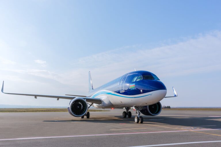 Azerbaijan Airlines Airbus A320neo