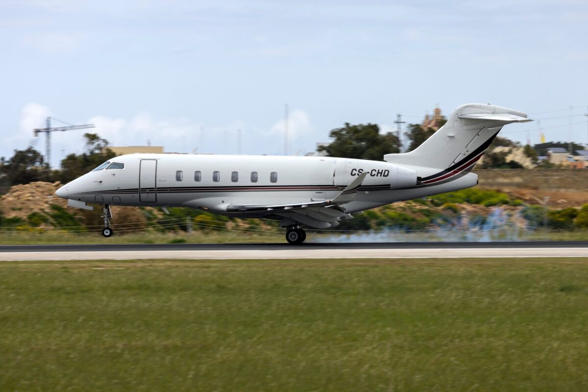 Bombardier Challenger 350 Biggin Hill