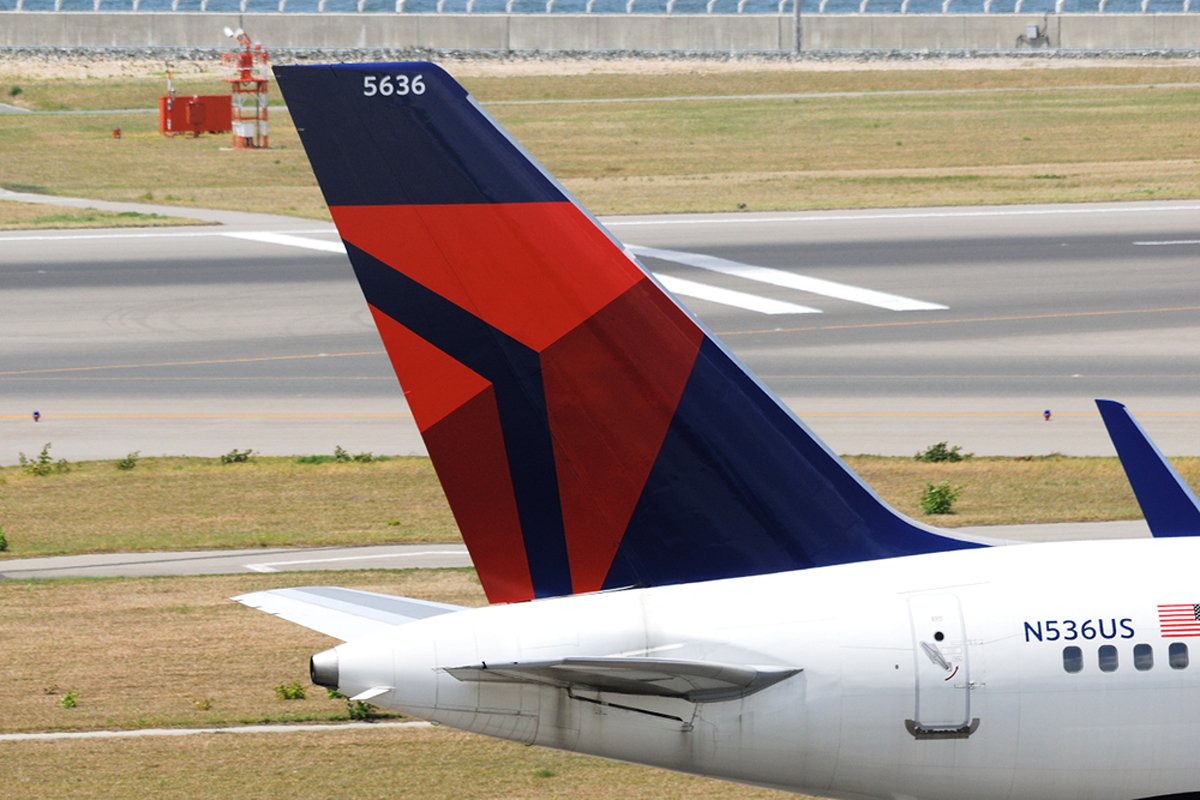 Delta tail