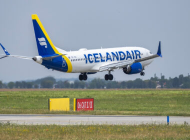 icelandair 737