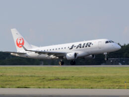 JAL Embraer