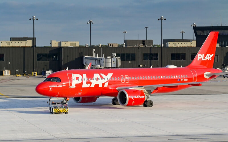 PLAY A320