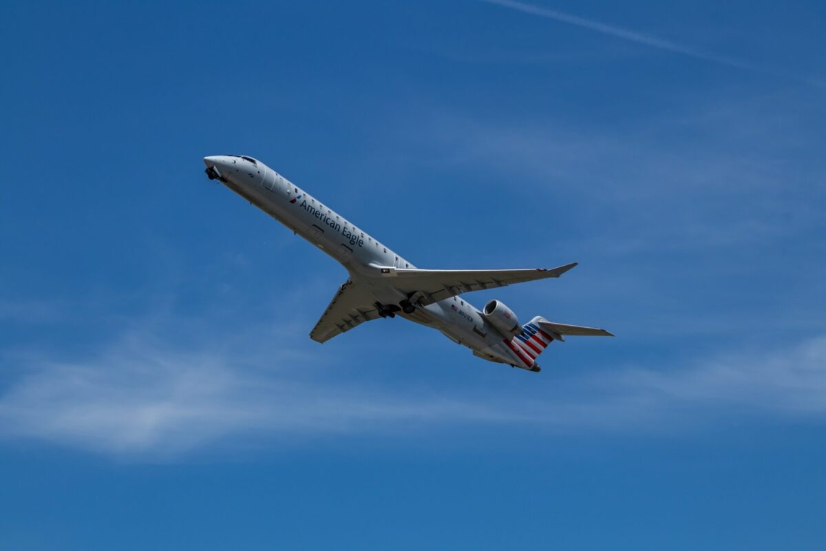 PSA Airlines American Eagle CRJ900