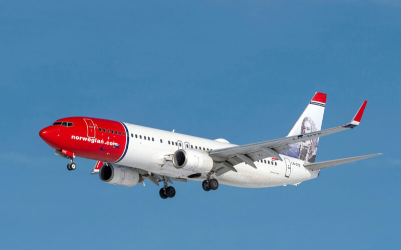 Norwegian 737