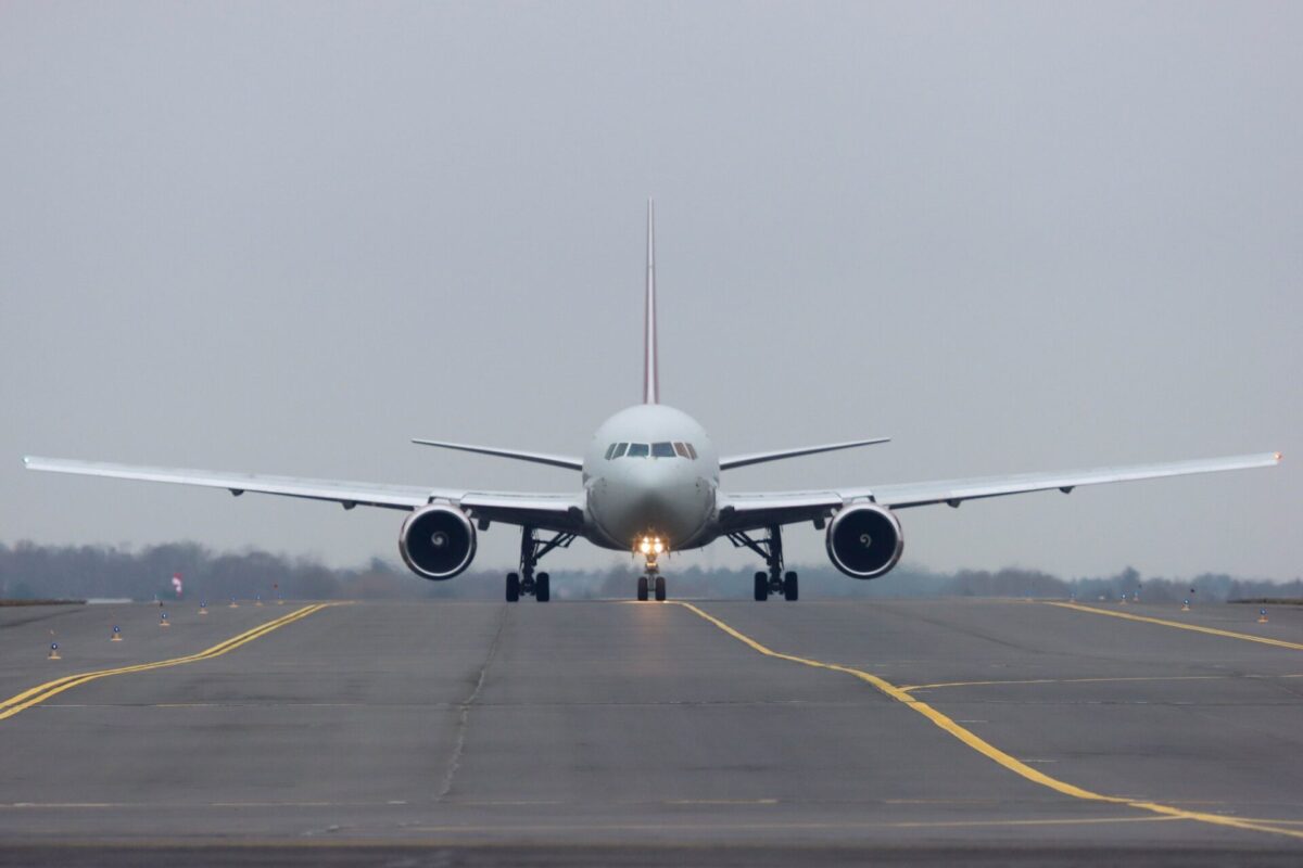 Omni Air International Boeing 767 33A