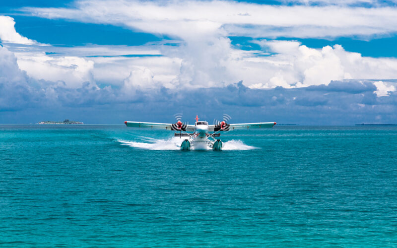 Twin Otter seaplane