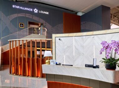 Star Alliance Branded Lounge CAN Guangzhou entrance