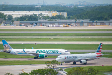 Frontier and American Airlines aircraft