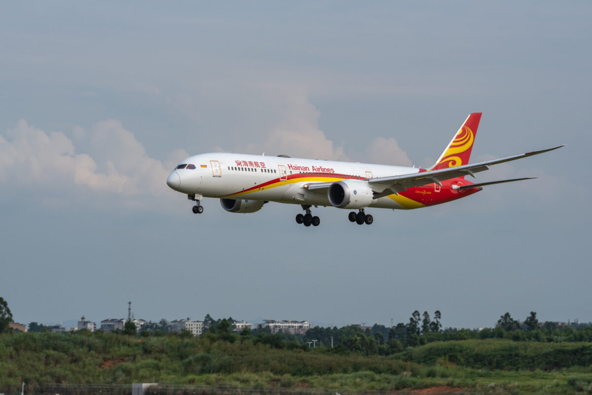 Hainan Airlines Boeing 787-9