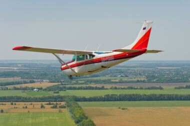 Cessna 182 aircraft