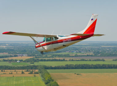 Cessna 182 aircraft