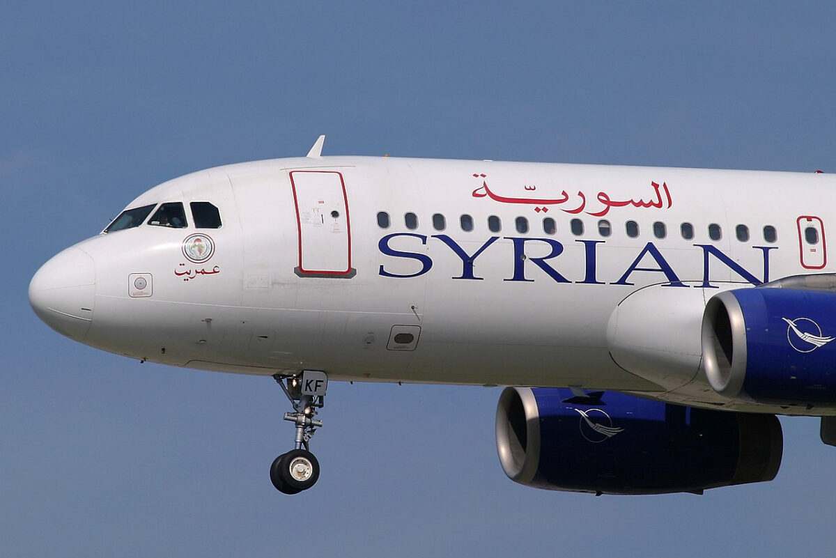 Airbus_A320-232,_Syrian_Air_AN0682879 32