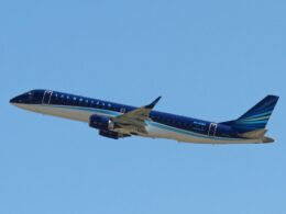 Azerbaijan Airlines Embraer E-190 4K-AZ65