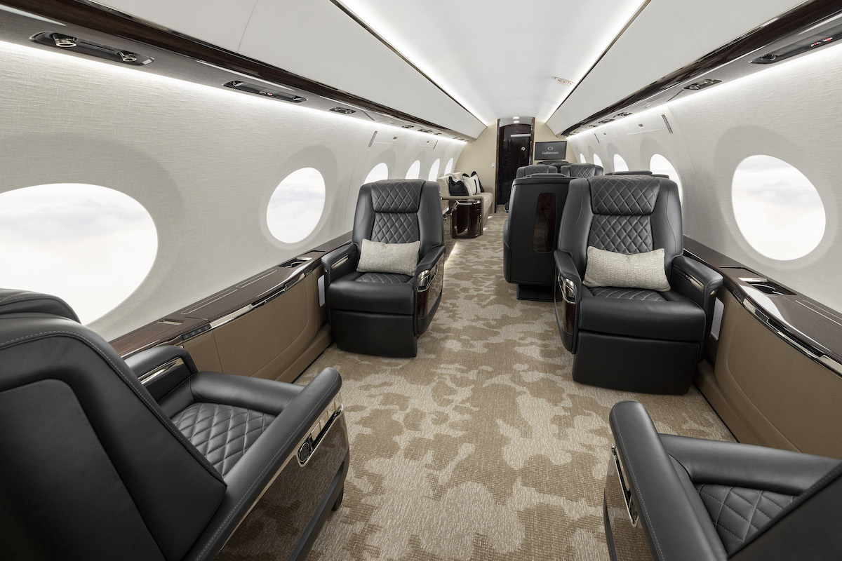 First-Outfitted-Gulfstream-G800-Takes-Flight.20241202