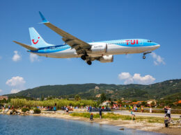 TUI 737