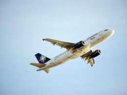 Volaris Airbus A320 233