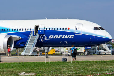 Boeing 787