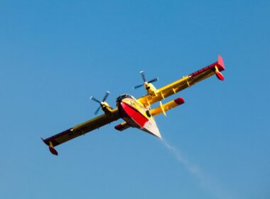 Bombardier CL 415 Super Scooper