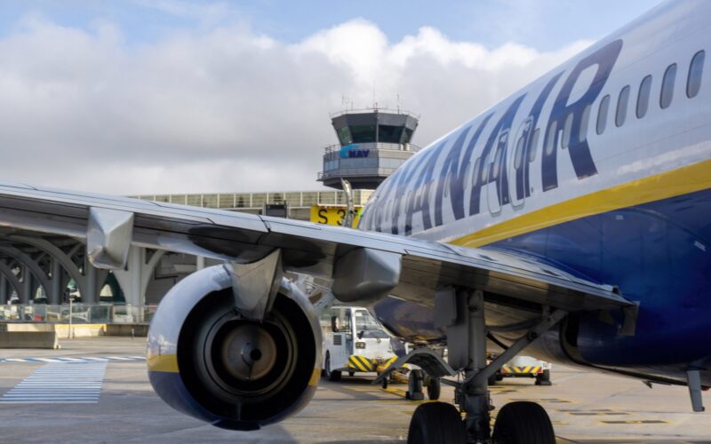 Ryanair aircraft Porto Airport