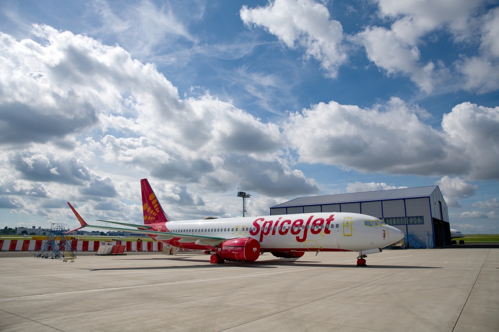 SpiceJet 737