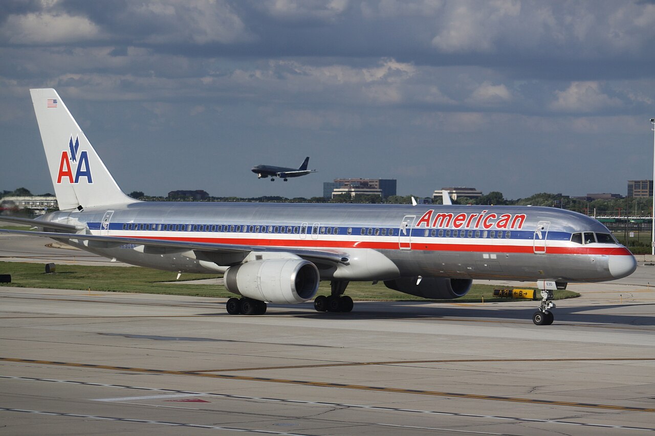 AA 757