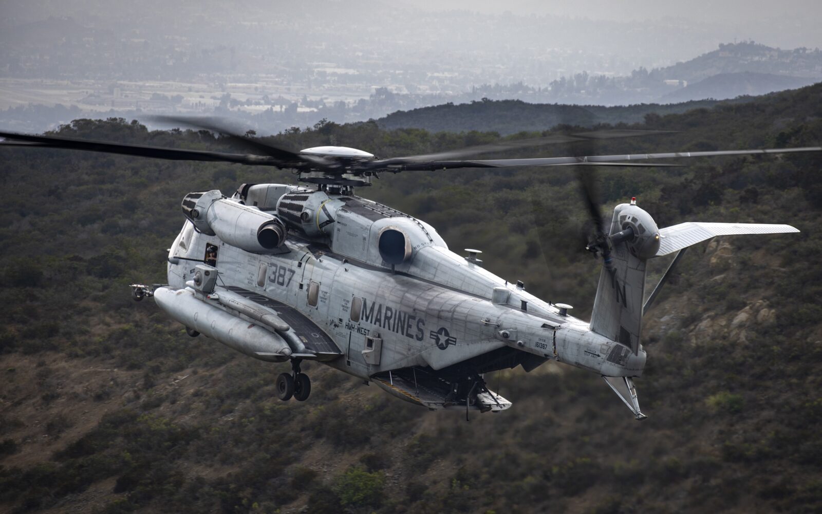 5 Marines confirmed dead after CH-53E helicopter crash