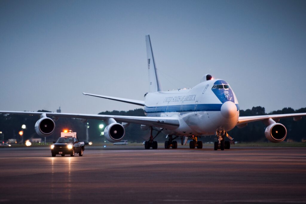 A U.S. Air Force E-4B aircraft