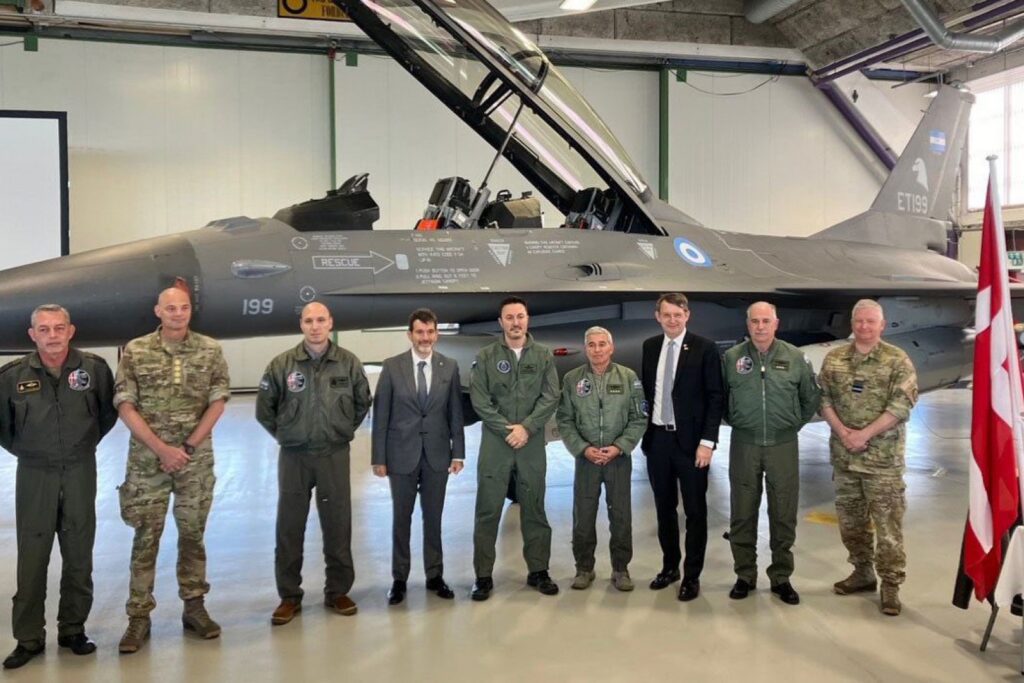 Argentina takes delivery of Danish F-16 fighter