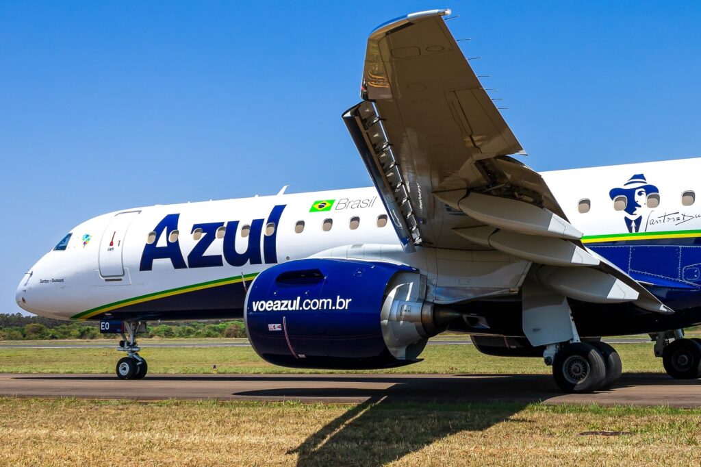 Azul Embraer E195 E2