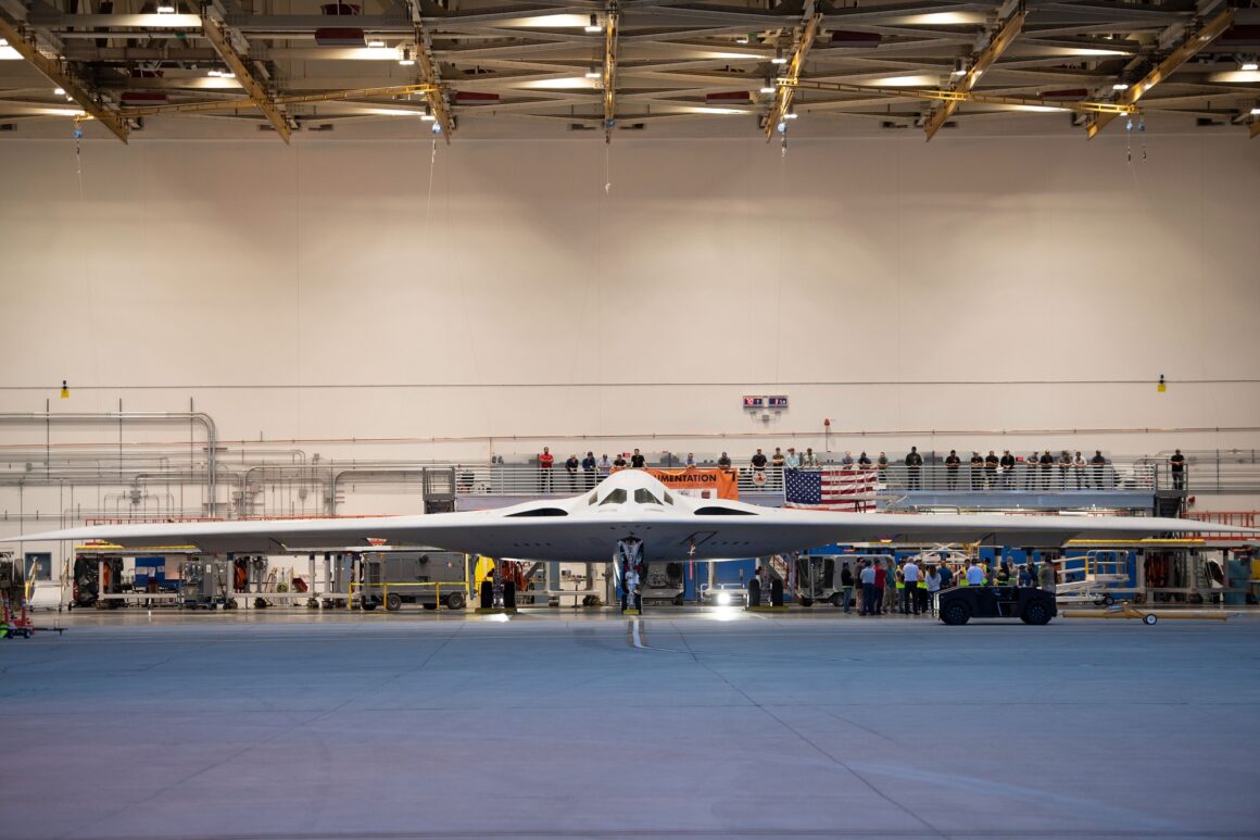 Northrop Grumman B-21 Raider Strategic Bomber Begins Engine Runs - AeroTime