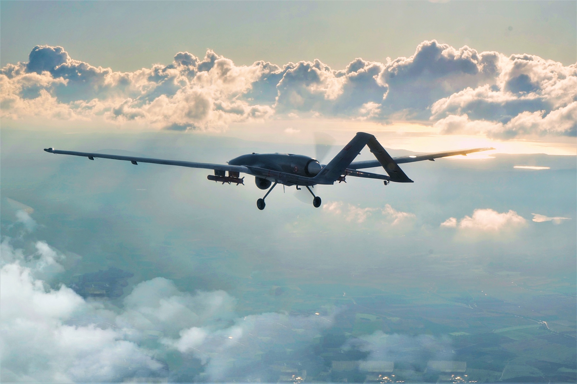 Kuwait orders Baykar's TB2 drones in $370 million deal - AeroTime