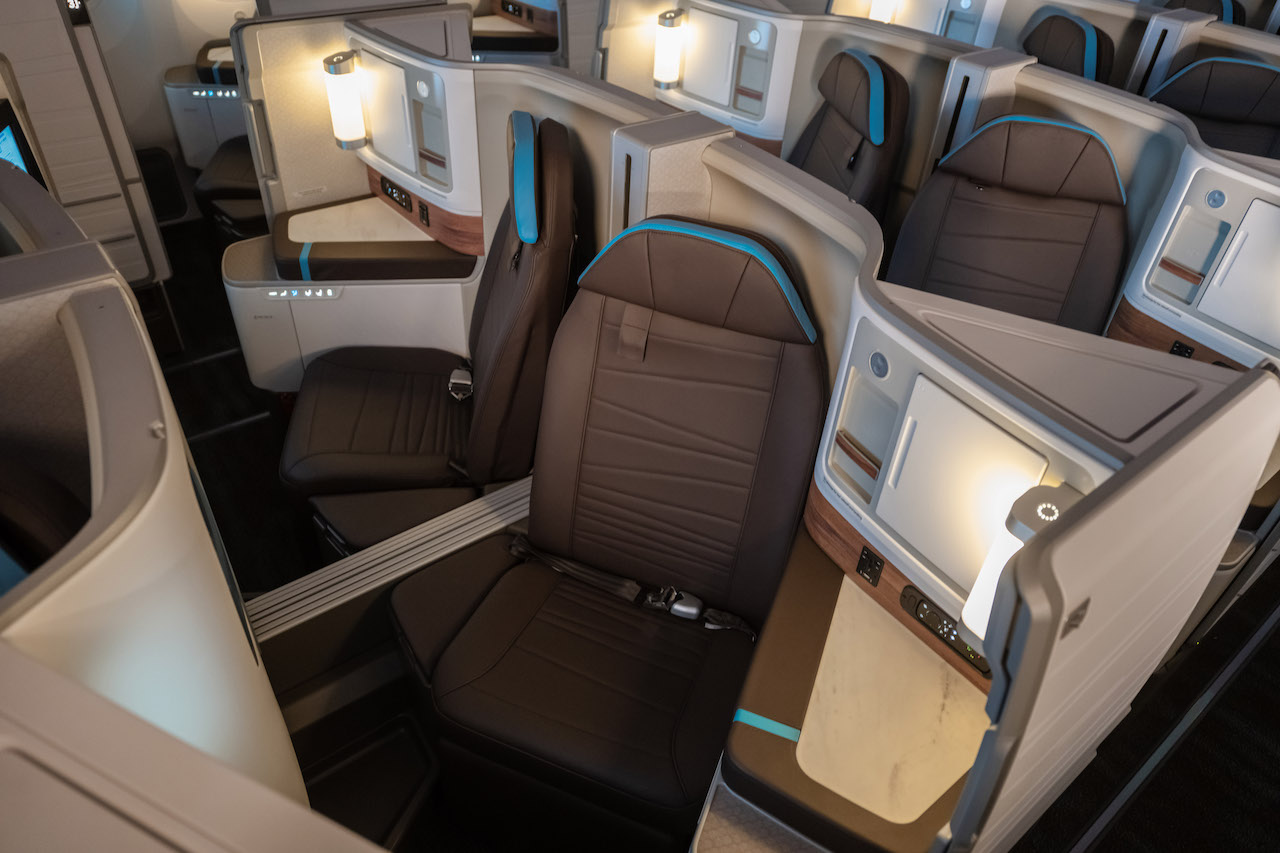 Hawaiian Airlines new B787 business class, economy cabins - AeroTime