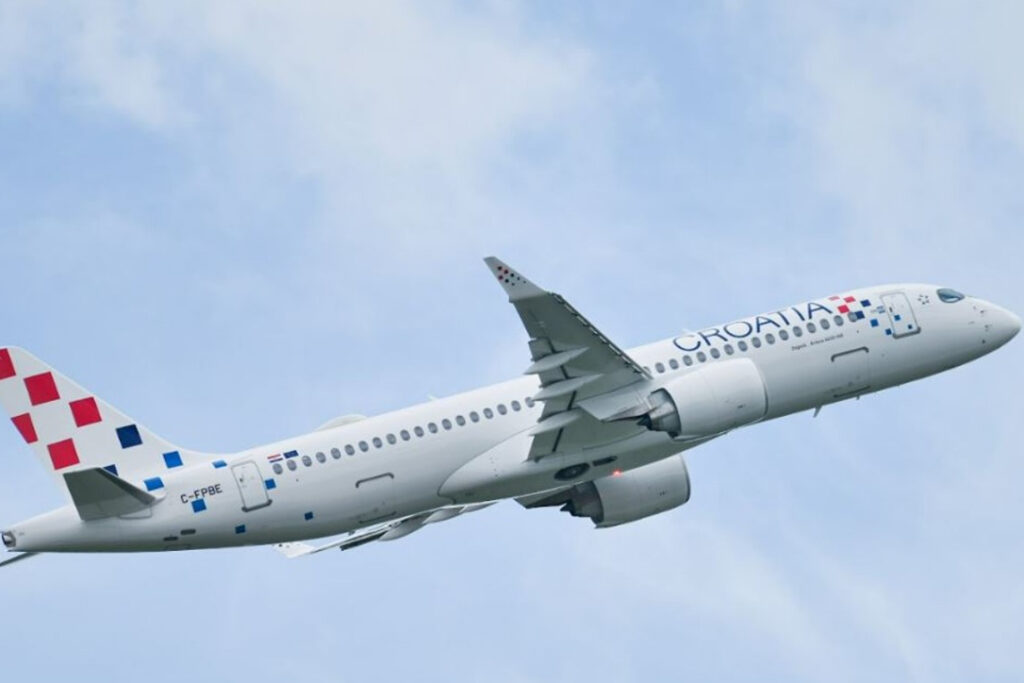 Croatia Airlines A220