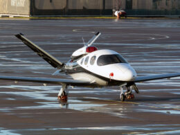 Kyiv International Airport Sikorsky Ukraine Cirrus Vision Jet SF50 G2 Arrivee from privat owner