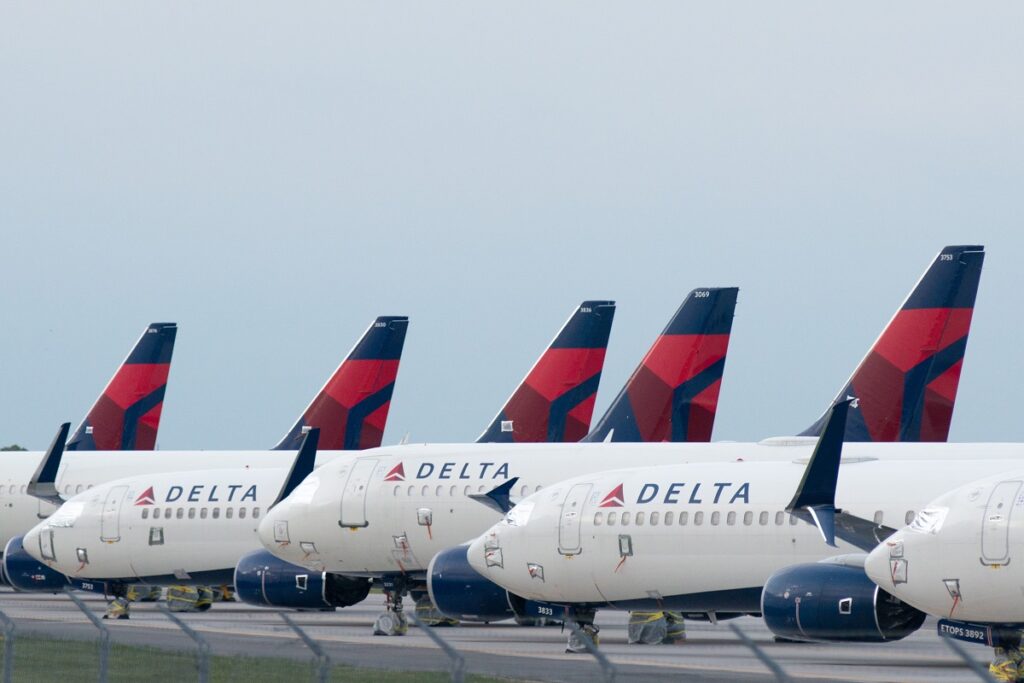 Delta Air Lines Boeing 737 parked