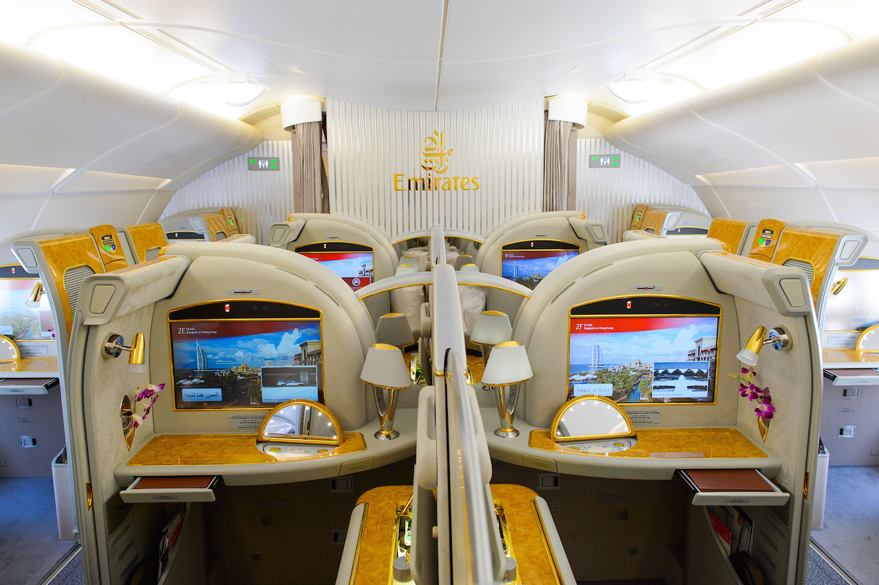 Couple mulls lawsuit after first class ordeal with Emirates - AeroTime