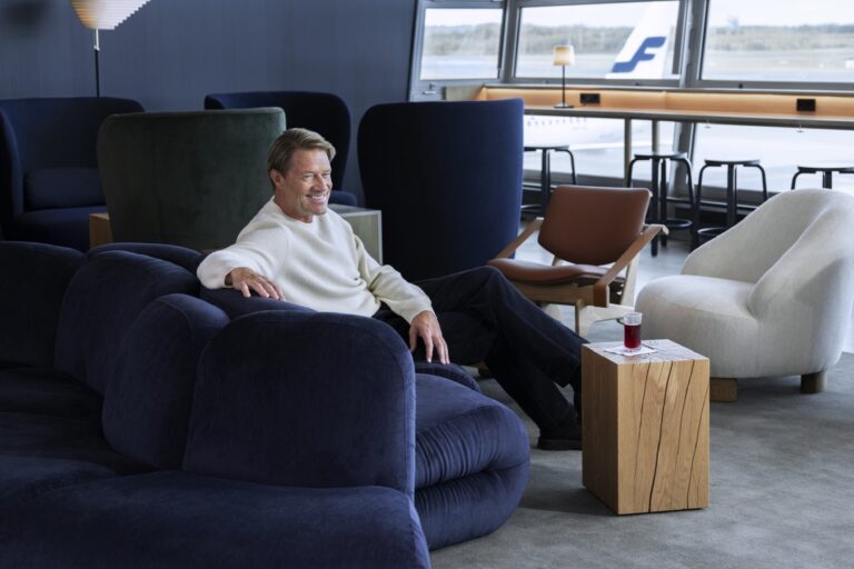 Finnair Lounge