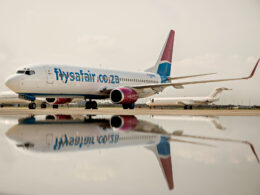 FlySafair B737 800 ZsSJS Water Reflection