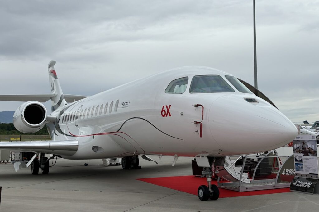 Dassault Falcon 6X