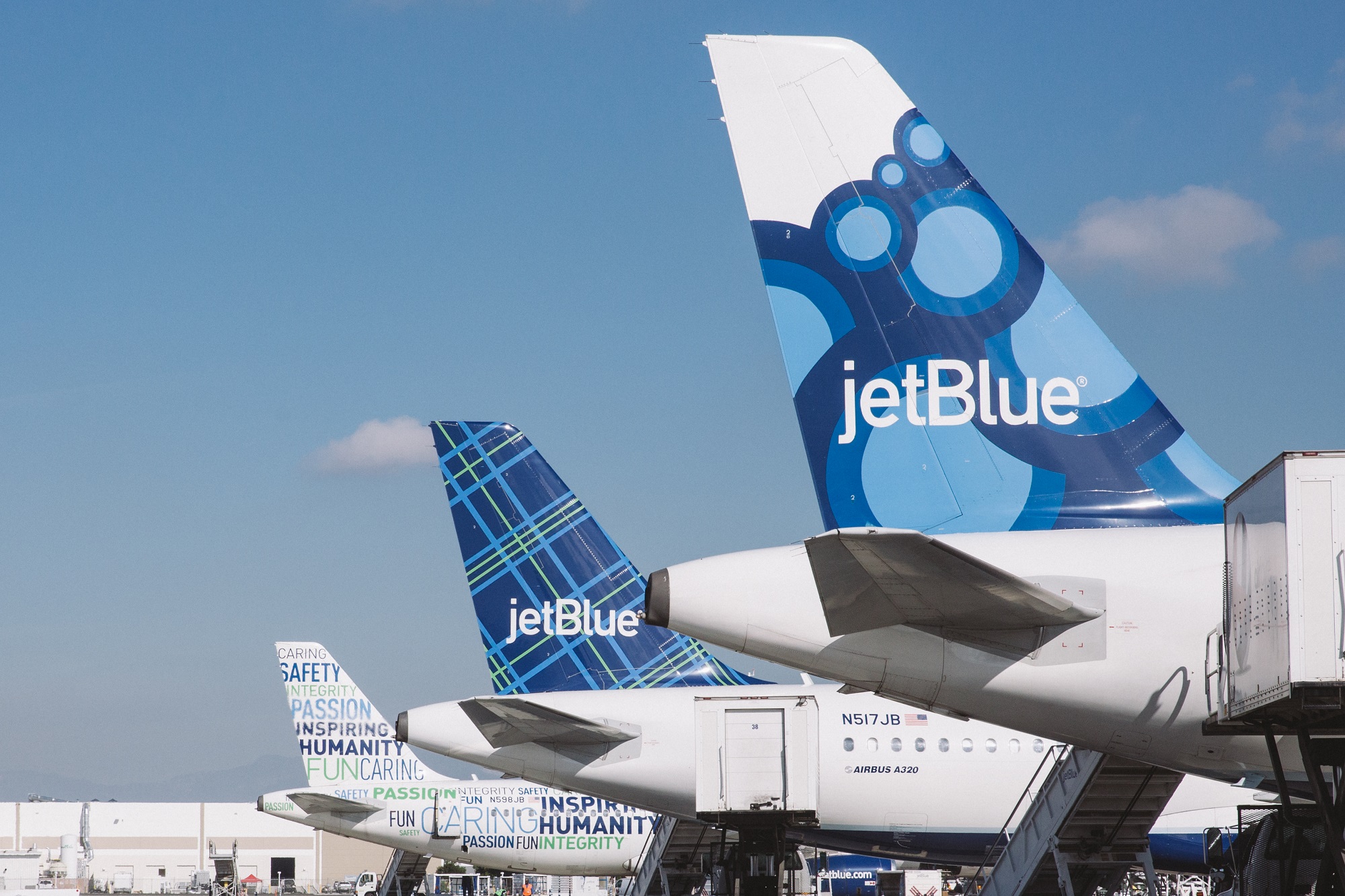 JetBlue bids farewell to its firstever aircraft, ‘Bluebird’ AeroTime