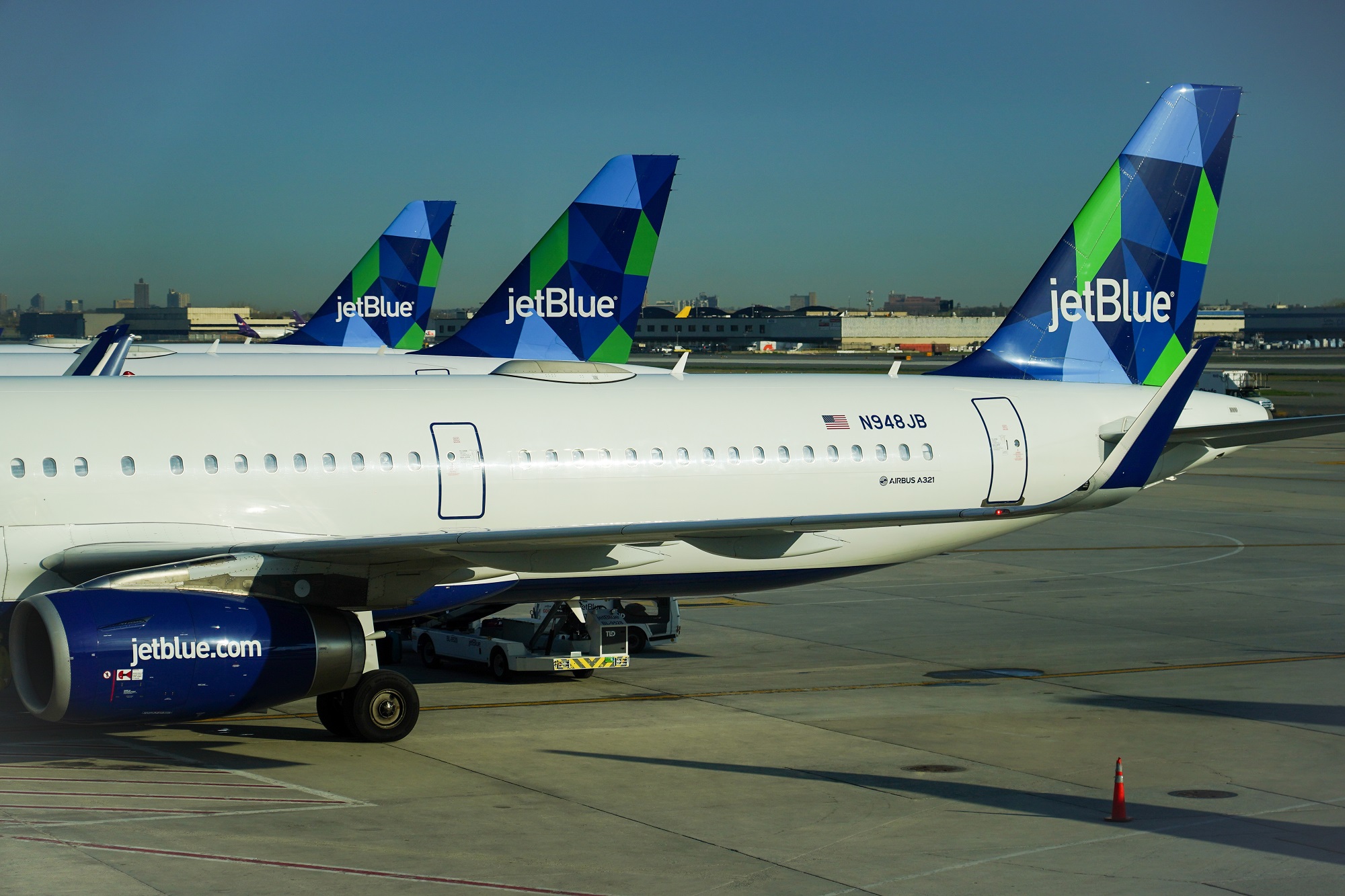 JetBlue anticipates merging with Spirit by H1 2024 AeroTime