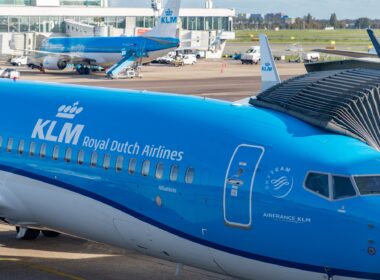 KLM and a dozen of other airlines and associations will continue fighting flight caps at Amsterdam Schiphol Airport (AMS)