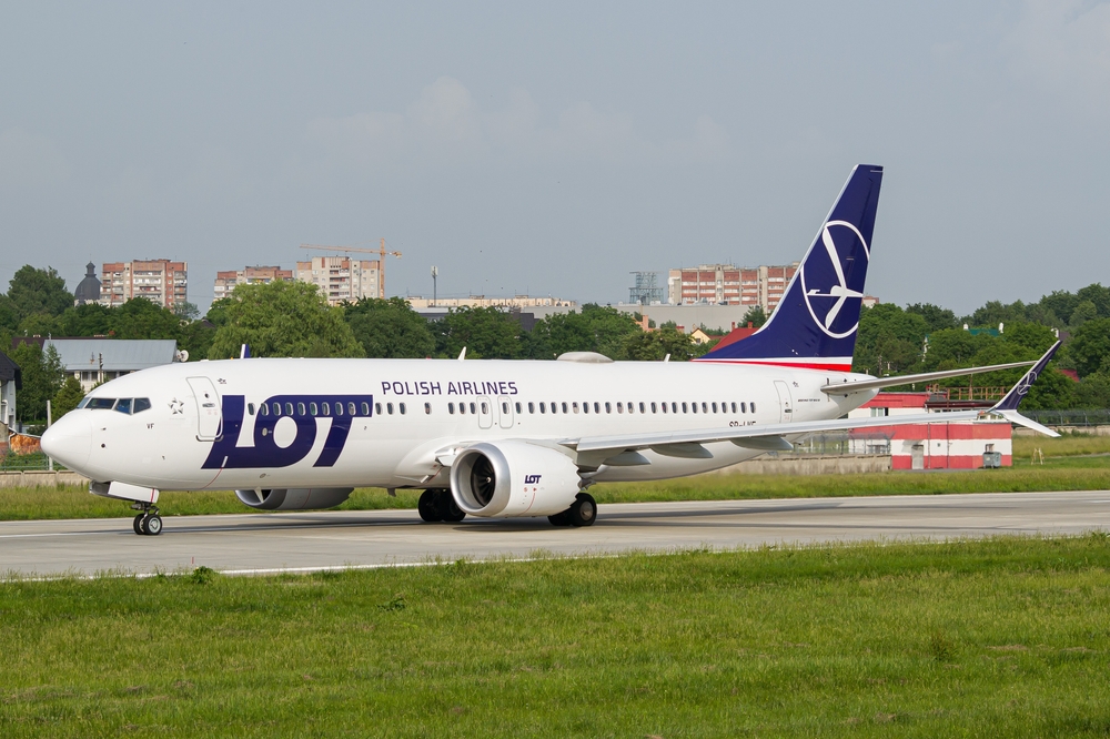 Lviv,,Ukraine,-,June,23rd,,2021:,Lot,Polish,Airlines,Boeing