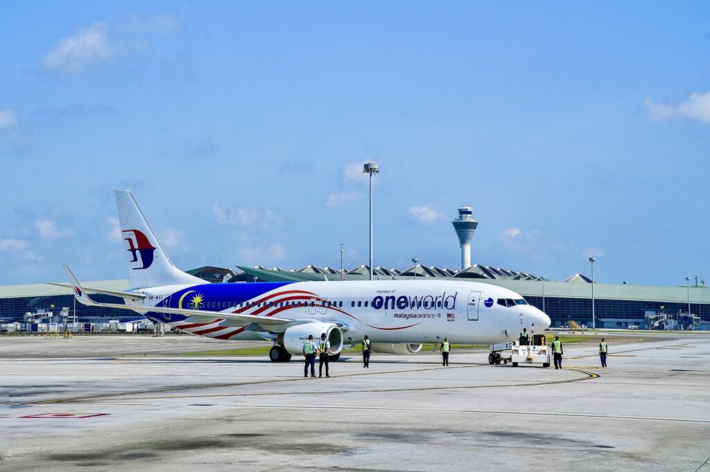 Malaysia Airlines Boeing 737 800